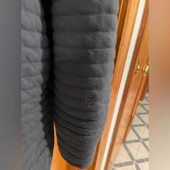 Everlane The Organic Cotton Quilted Shirt Jacket in Gray - Picture 6 of 8